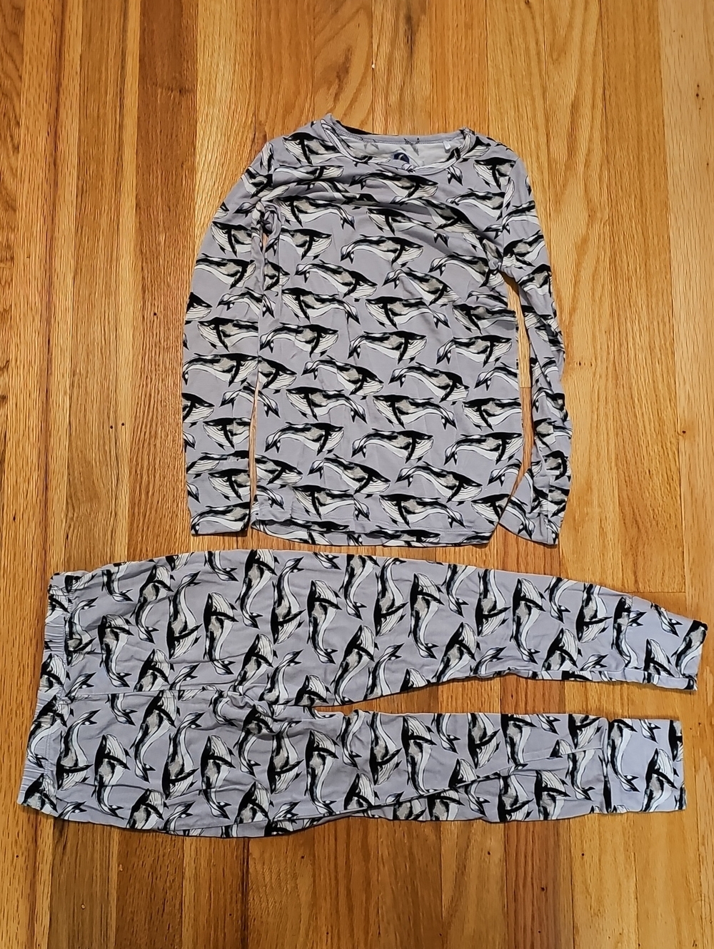 Dreamiere Gray Whale Print Kids Pajama Set